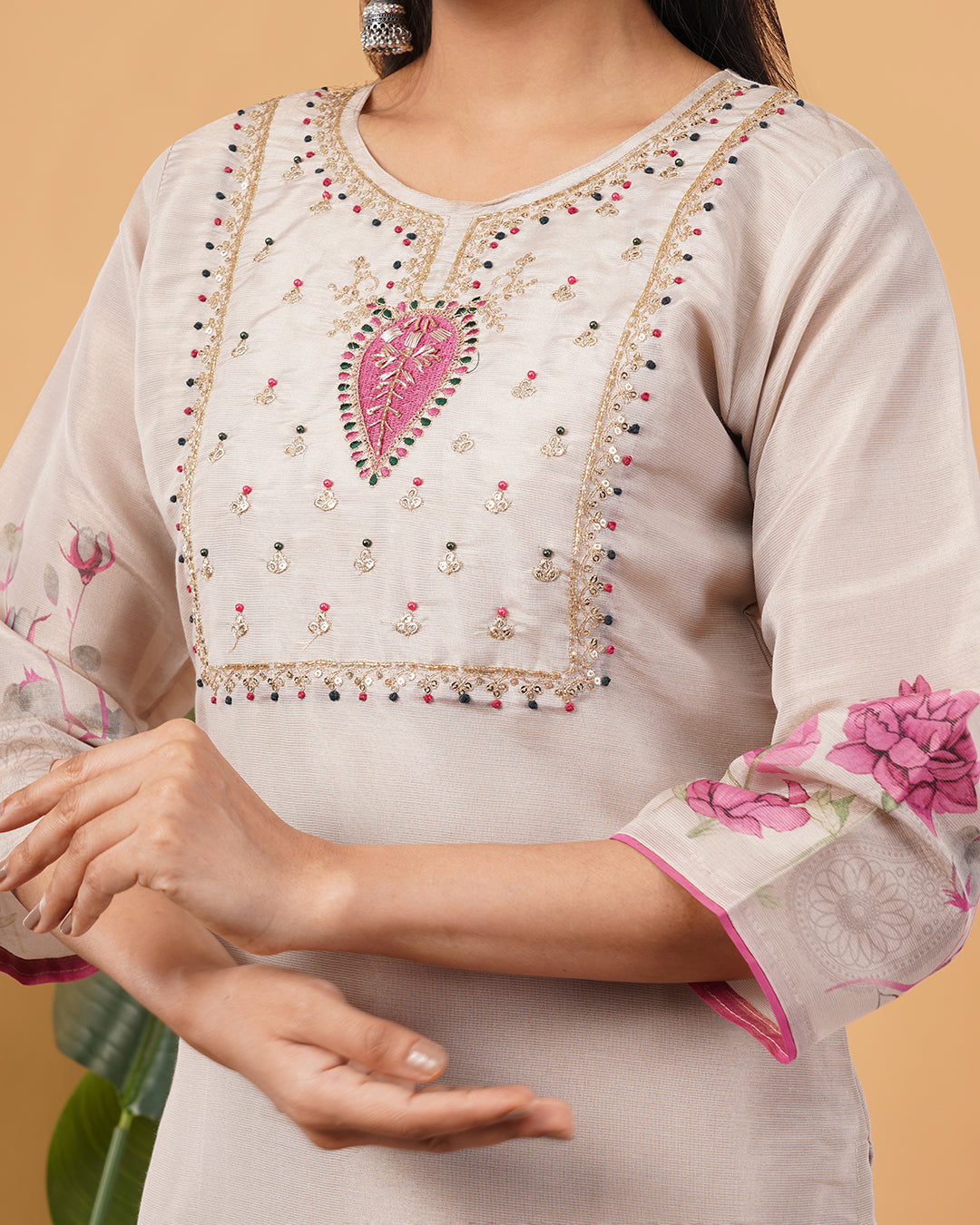 Beige & Magenta Floral Print Soft Organza Dupatta with Artistic Digital Design