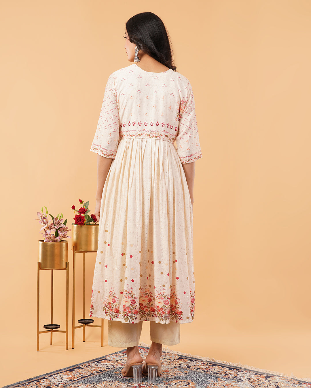 Ivory Floral-Embroidered Flary Kurta Set with Chiffon Pure Dupatta