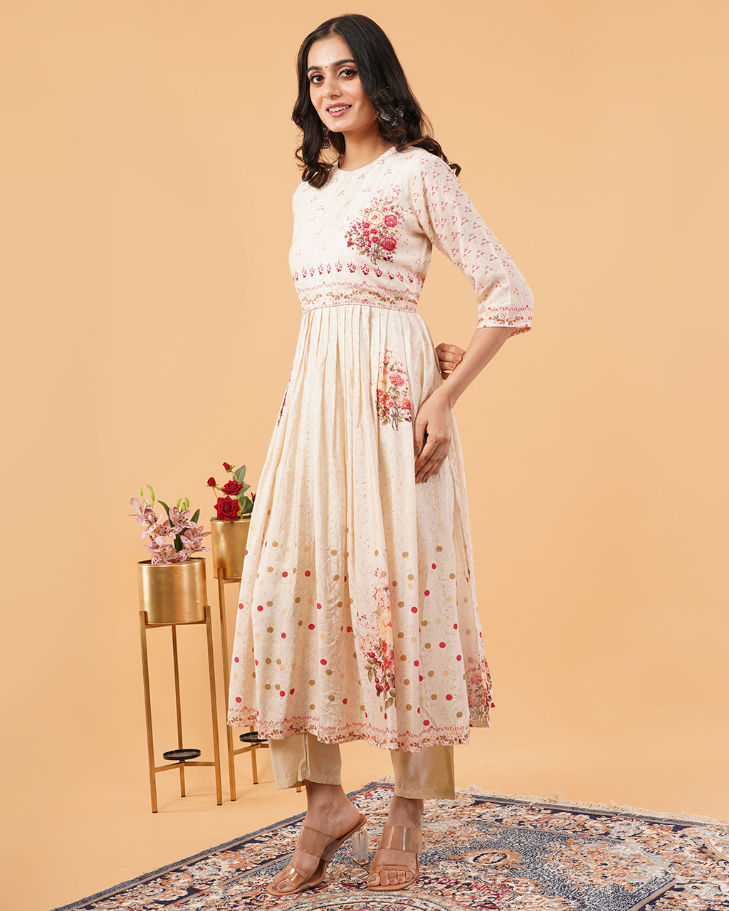 Ivory Floral-Embroidered Flary Kurta Set with Chiffon Pure Dupatta
