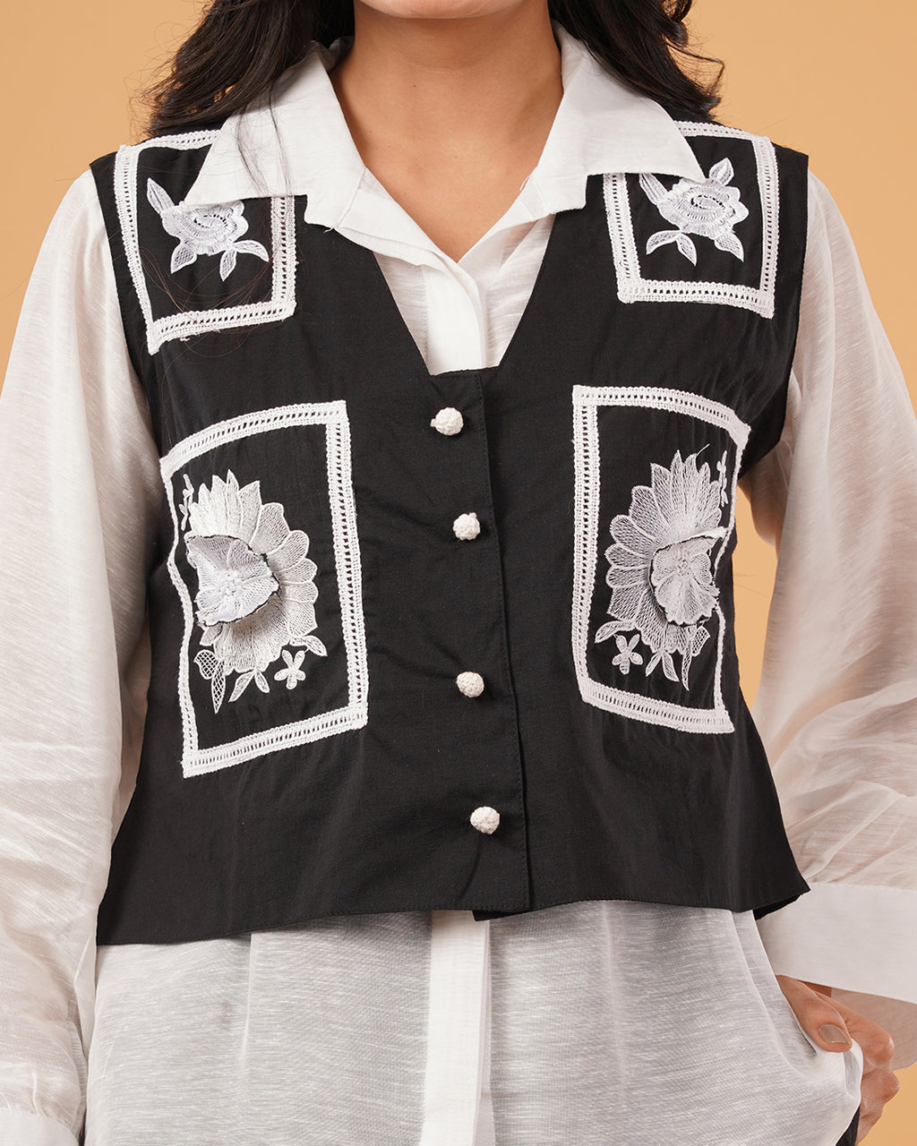 Black & White Embroidered Vest Set