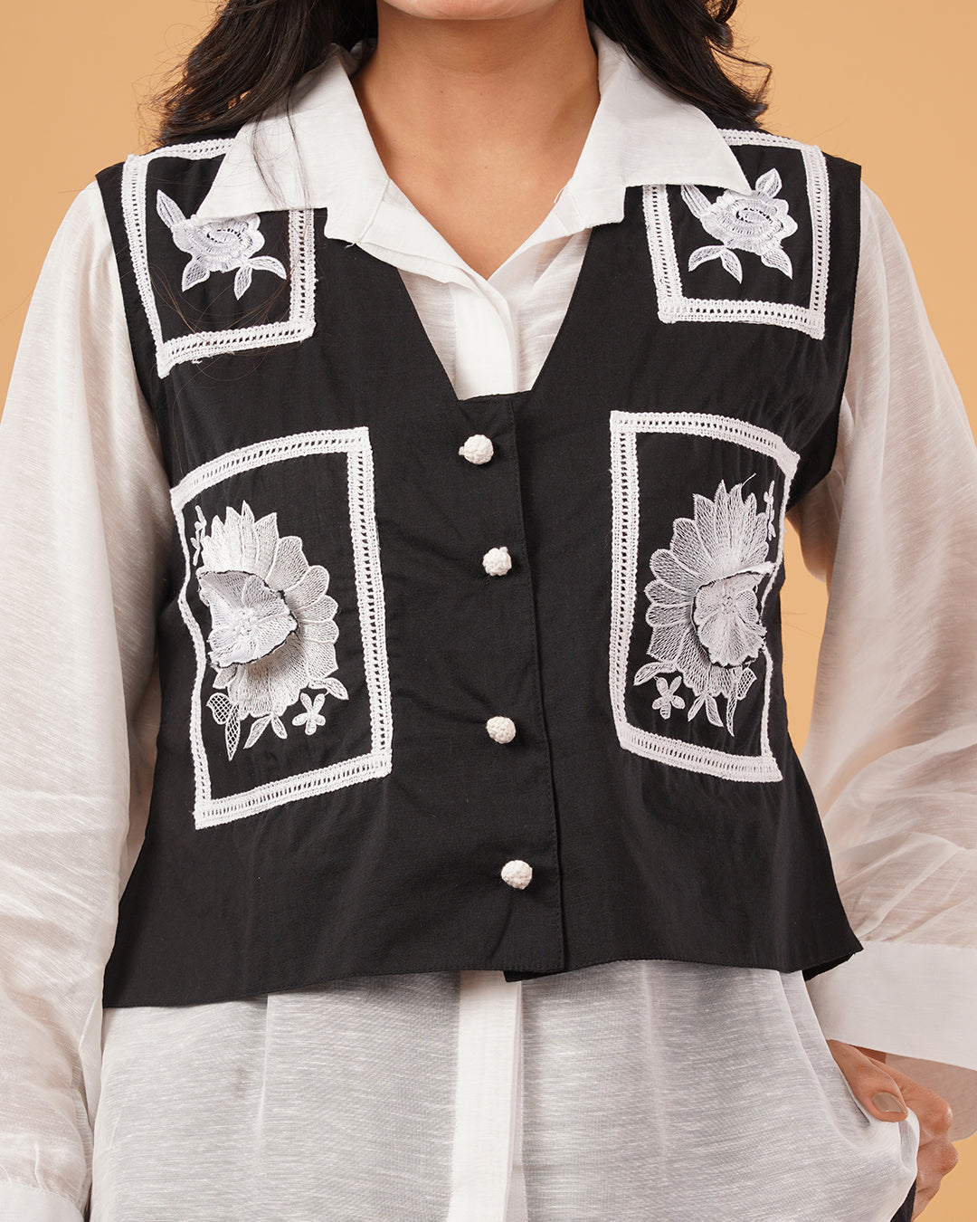 Black & White Embroidered Vest Set