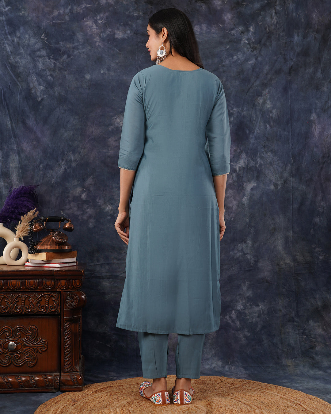 Decent Teal Blue 3-Piece Cotton Suit with White Floral Embroidery & Organza Dupatta
